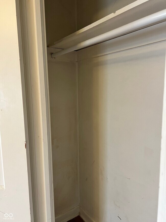 Building Photo - 1328 Wallace Ave