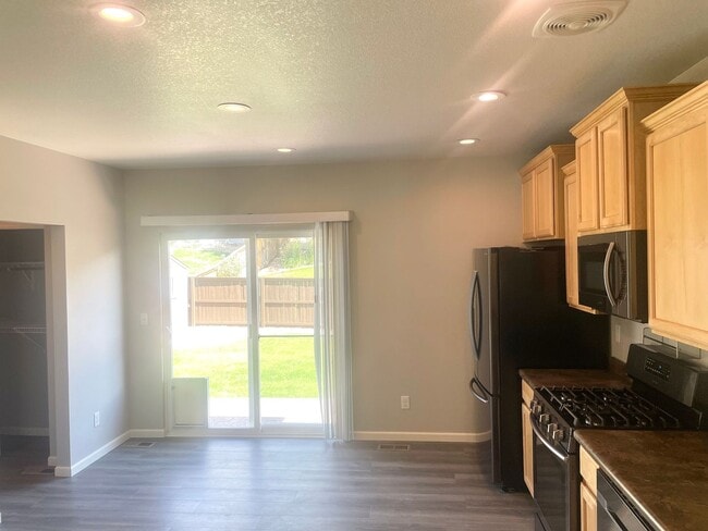 Building Photo - 24708 E Layton Pl