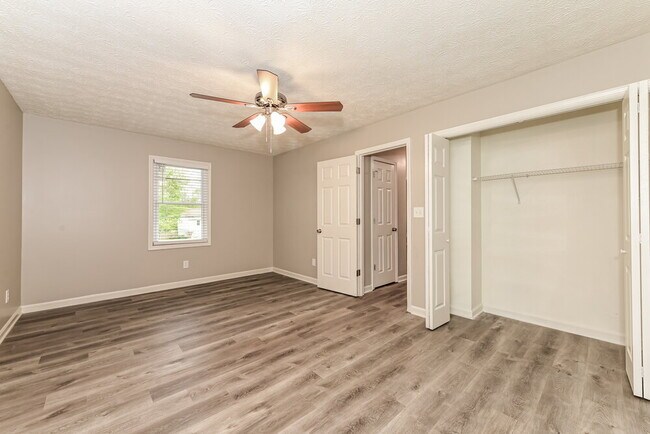 Building Photo - 709 Cloudland Ct