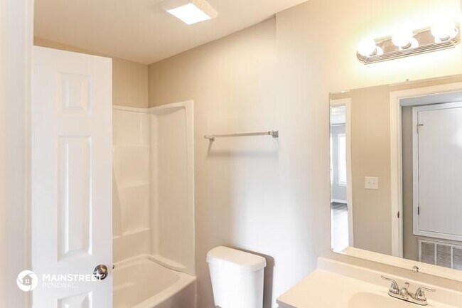 Building Photo - 3955 CYPRESS ST, NORTHPORT, AL 35475