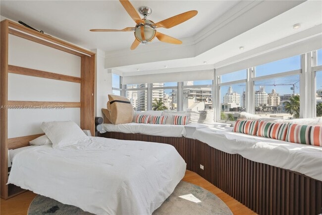 Building Photo - 1881 Washington Ave