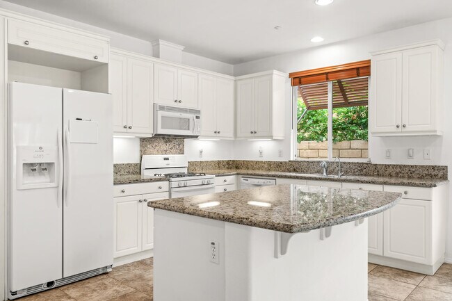 Building Photo - 2651 Desert Breeze Way