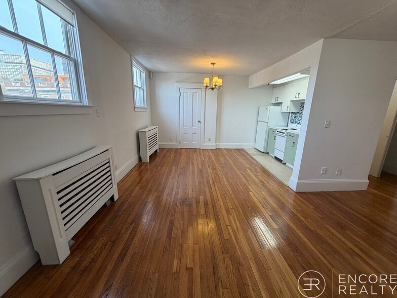 Building Photo - 24 Mt Vernon St