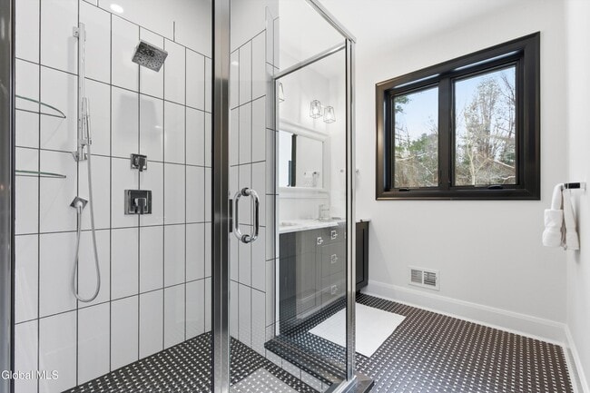 Building Photo - 15 Joshua Rd