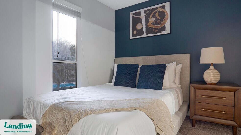 Building Photo - 2000 E Lake Pkwy