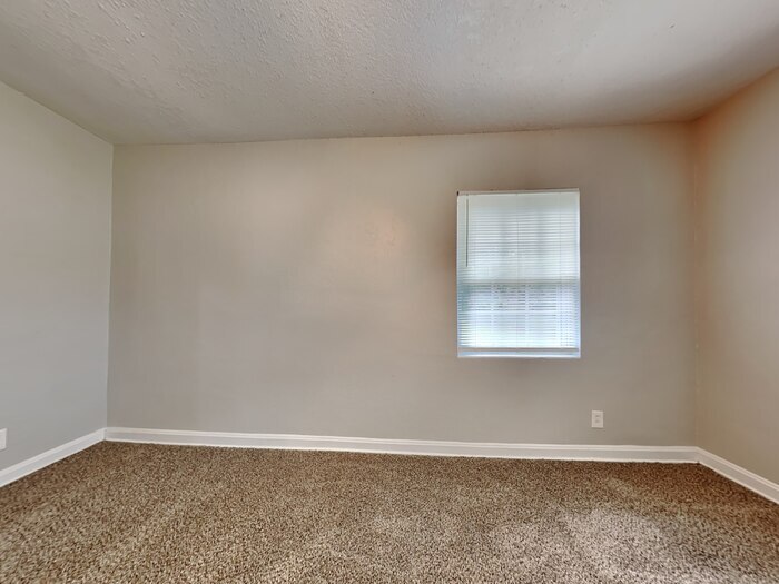 Building Photo - 5150 Corsair Ave