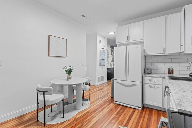 Building Photo - 3101 Old Rte 66