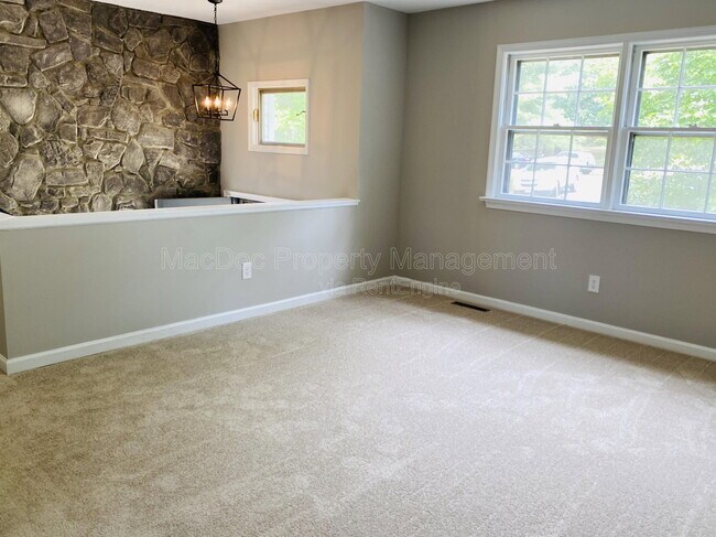 Building Photo - 12202 McClain St