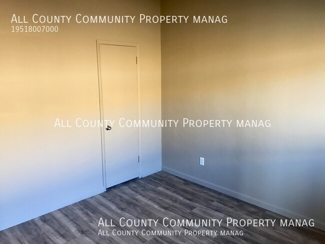 Building Photo - 6080 Daisy Ave