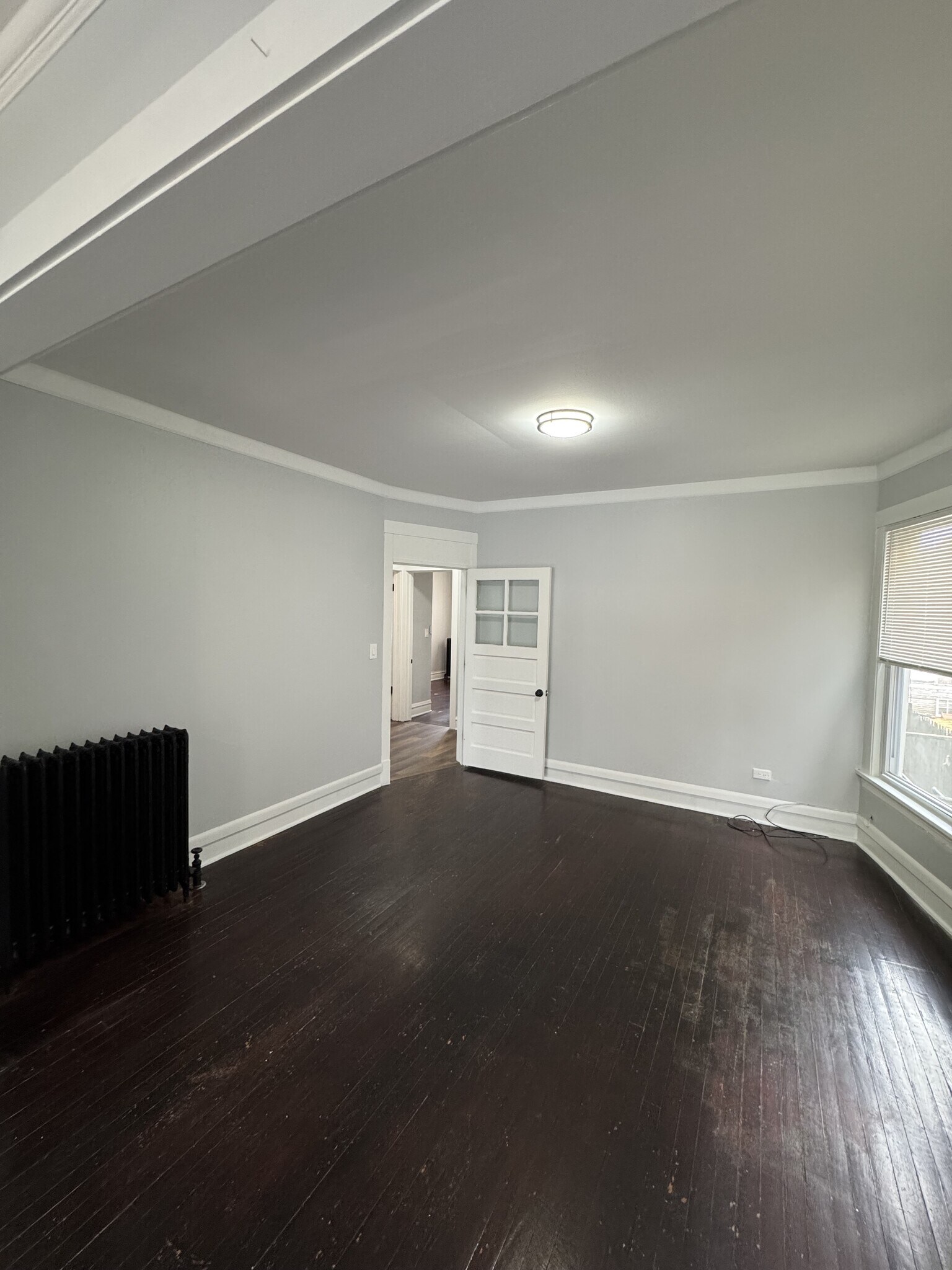 Building Photo - 5351 N Kimball Ave