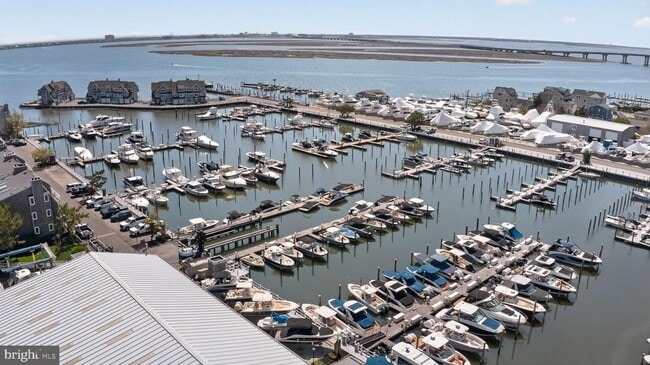 Building Photo - 1401 Harbour Cove
