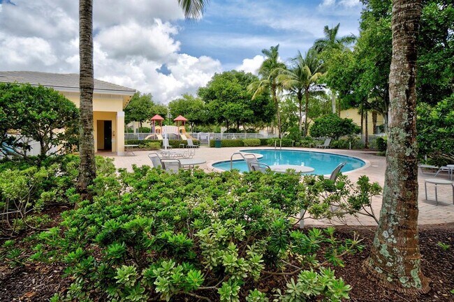 Building Photo - 7644 Foxcroft Ln