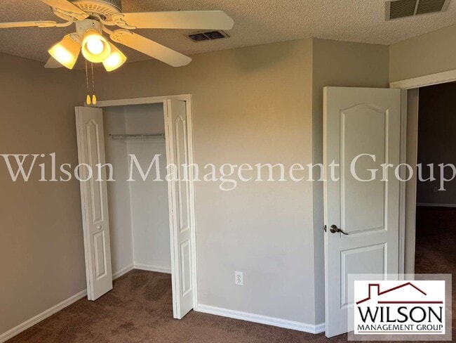 Building Photo - 4944 Waterside Pointe Cir