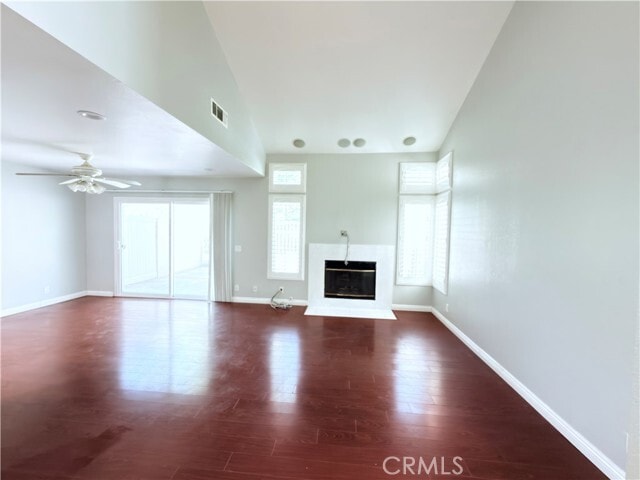 Building Photo - 13230 Sonrisa Dr