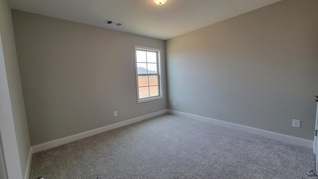Building Photo - 104 Cassandra Ann Wy
