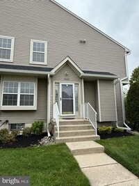 Building Photo - 2605 Gramercy Way