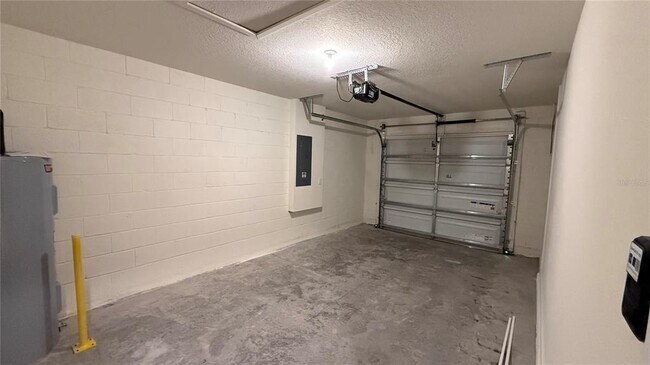 Building Photo - 7749 SW 46th Ct