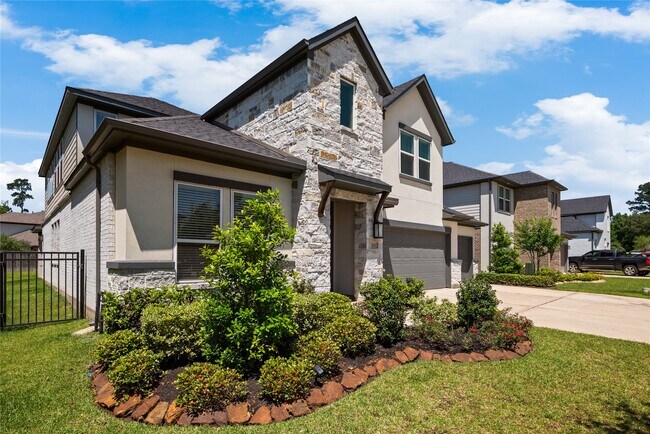 Building Photo - 103 E Christine Manor Dr