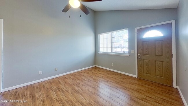 Building Photo - 2530 Whispering Woods Blvd