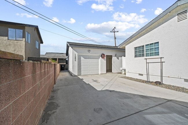 Building Photo - Showing Times: Every Tuesdays & Every Thursdays 4:00 PM -5:00 PM