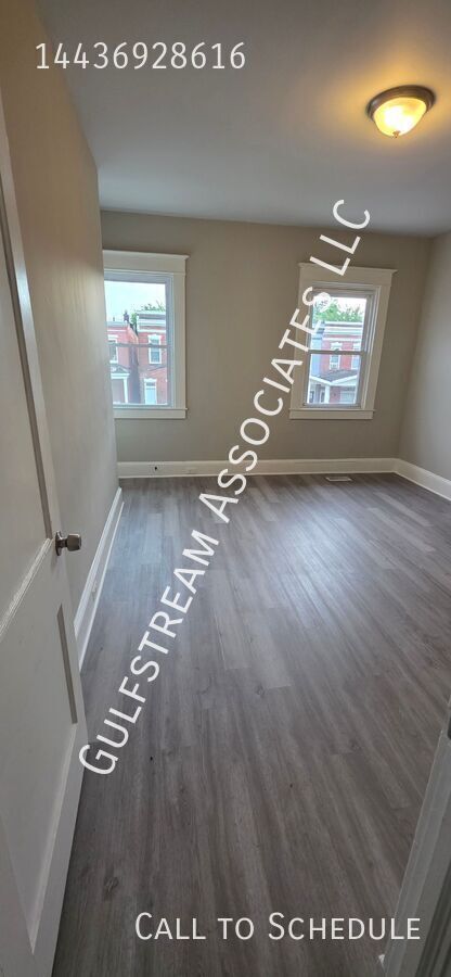 Building Photo - 2926 Arunah Ave