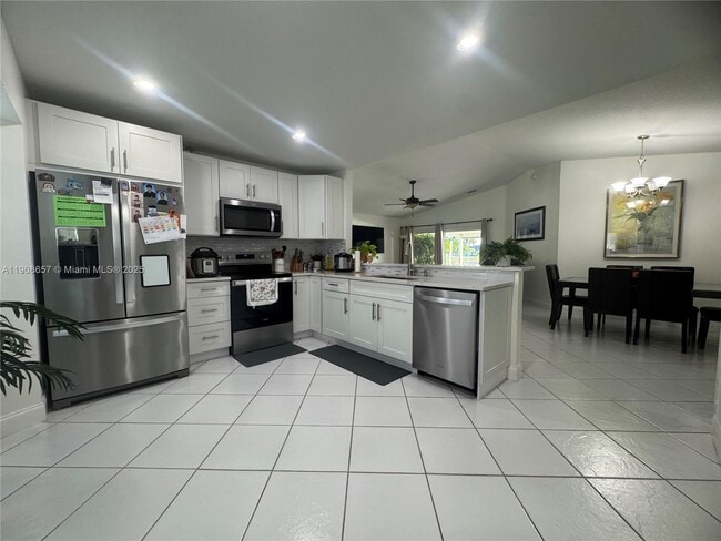 Building Photo - 5226 Brian Blvd