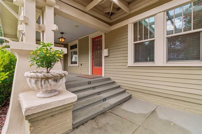 Building Photo - 1107 W Horatio St