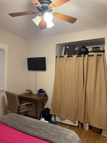 Building Photo - 2817 Bridge Ave