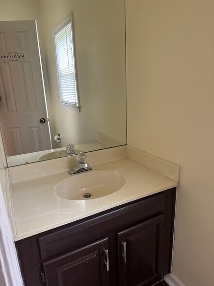 Half bath downstairs - 160 Wainwright Mnr