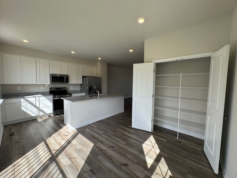 Building Photo - 57 Gray Silver Rd