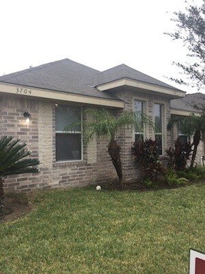 Quiet Environment! - 3607 Sheraton Ave