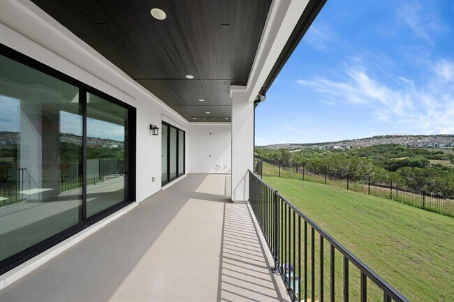 Building Photo - 2304 Novara Trl
