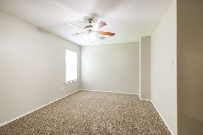 Building Photo - 17322 Wigeon Way Dr