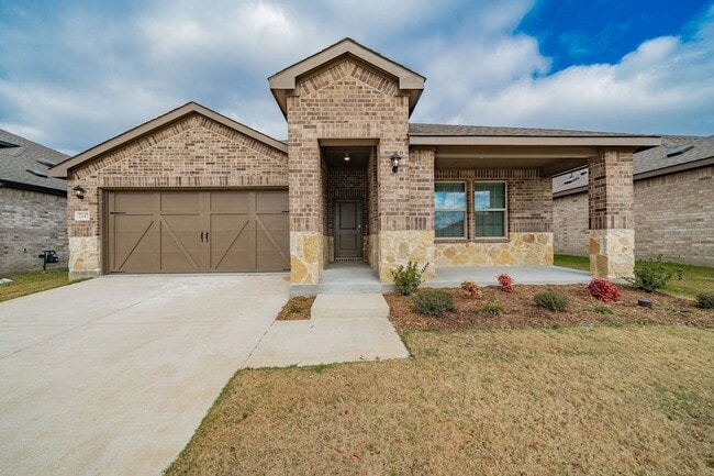 Building Photo - 2147 Thornton Dr