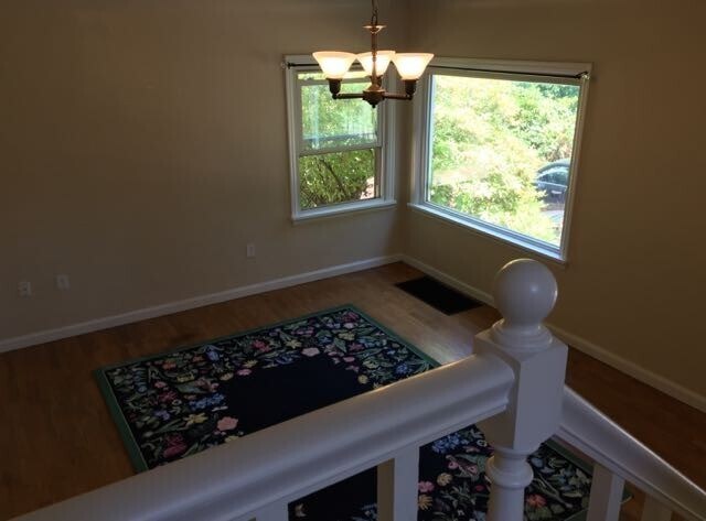 Building Photo - Charming Keyport home with Large Yard