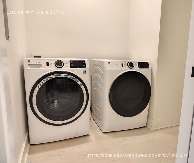 Building Photo - 13770 Wildflower Ln