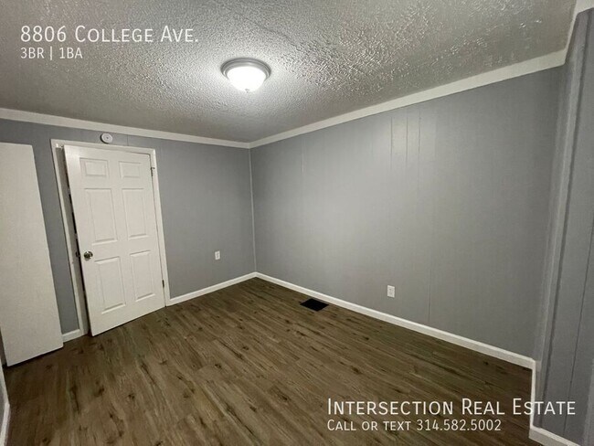 Building Photo - 8806 College Ave