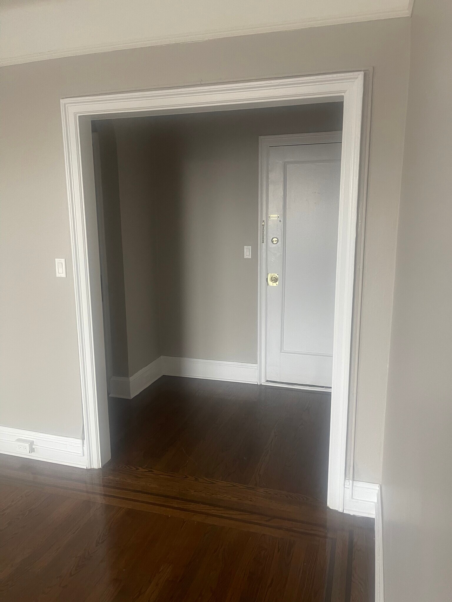 Building Photo - 1436 Lozier Pl