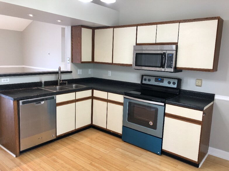 Building Photo - 226 Knox Creek Trail NW