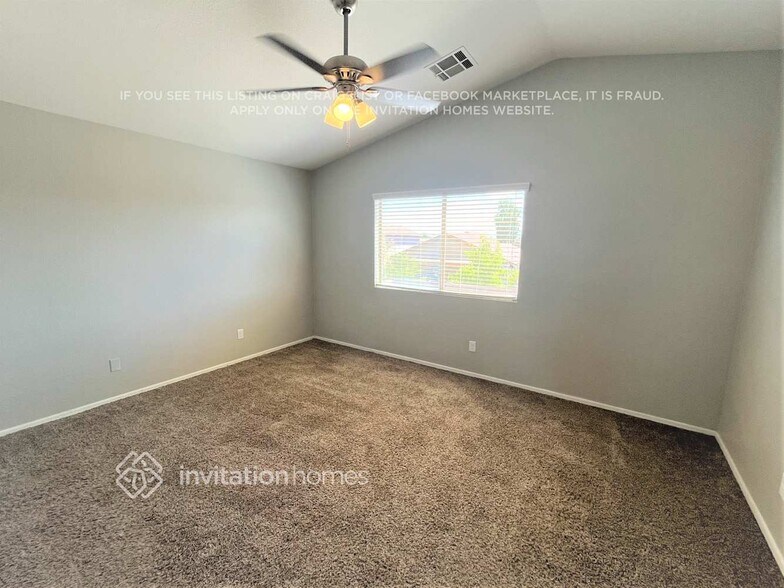 Building Photo - 15917 W Cottonwood St