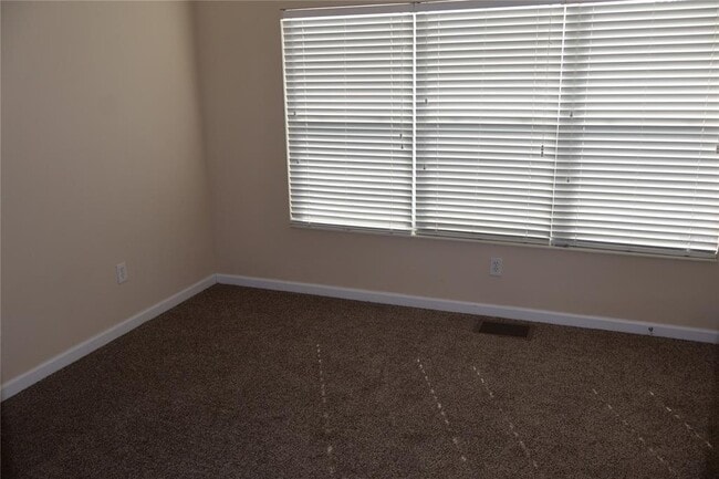 Building Photo - 4891 SW 45th St