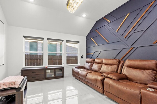 Building Photo - 3808 Sandhill Crane Dr