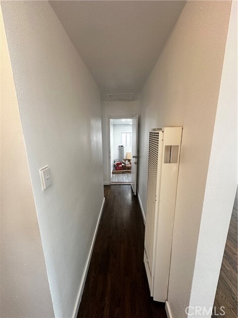 Building Photo - 1047 E Spicer St