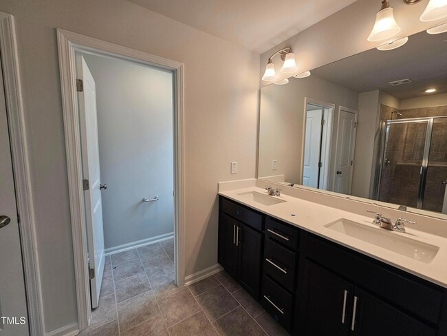 Building Photo - 469 Willard Wds Dr