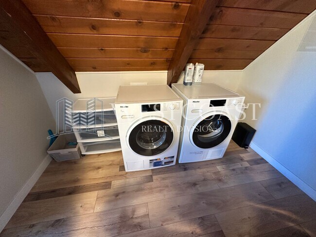 Building Photo - Charming Big Bear Retreat – Cozy 2-Bed Cab...