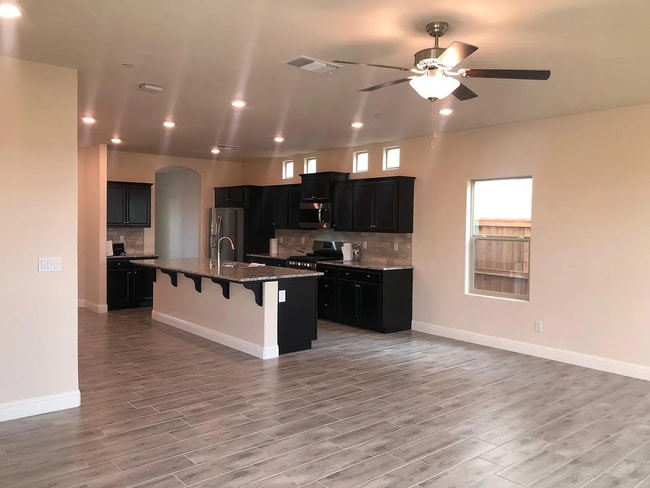 Building Photo - Beautiful Two-Story Home Featuring Granite Kitchen, Large Island & Spa-Style Primary Suite