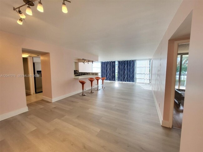 Building Photo - 501 Three Islands Boulevard