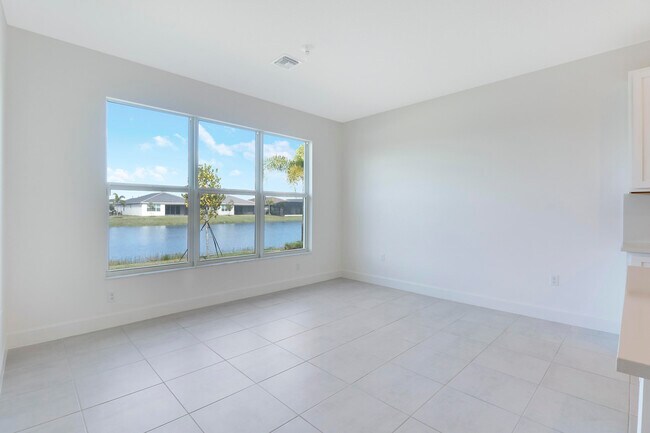 Building Photo - 13439 SW River Rock Rd