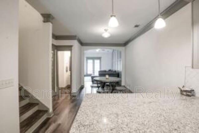 Building Photo - 2439 Sequoia Trail