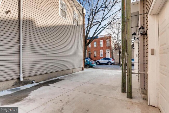 Building Photo - 1751 S Hanover St